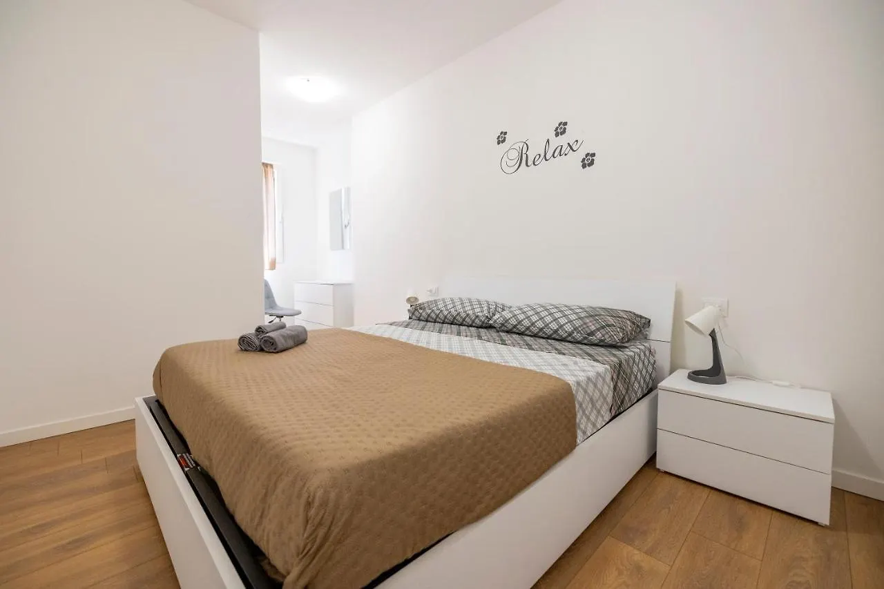 Comfort House In Centro + Box Clusone Apartment