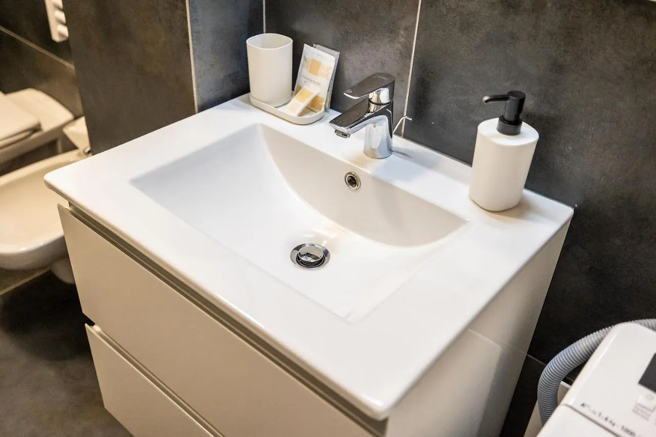 Comfort House In Centro + Box Clusone Apartment