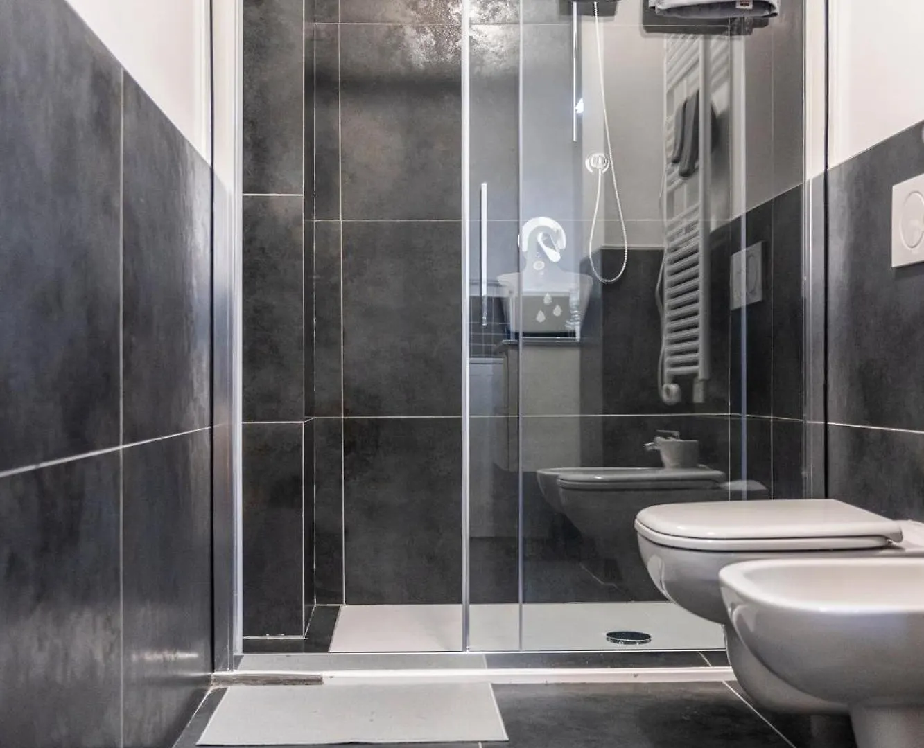 Apartment Comfort House In Centro + Box Clusone